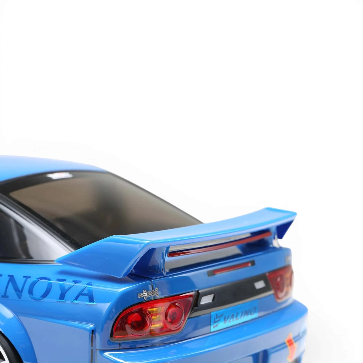 Carrosserie Nissan Sileighty Sayaka pour voiture de drift, modèle spécial Team Yokomo, en plastique avec détails colorés.