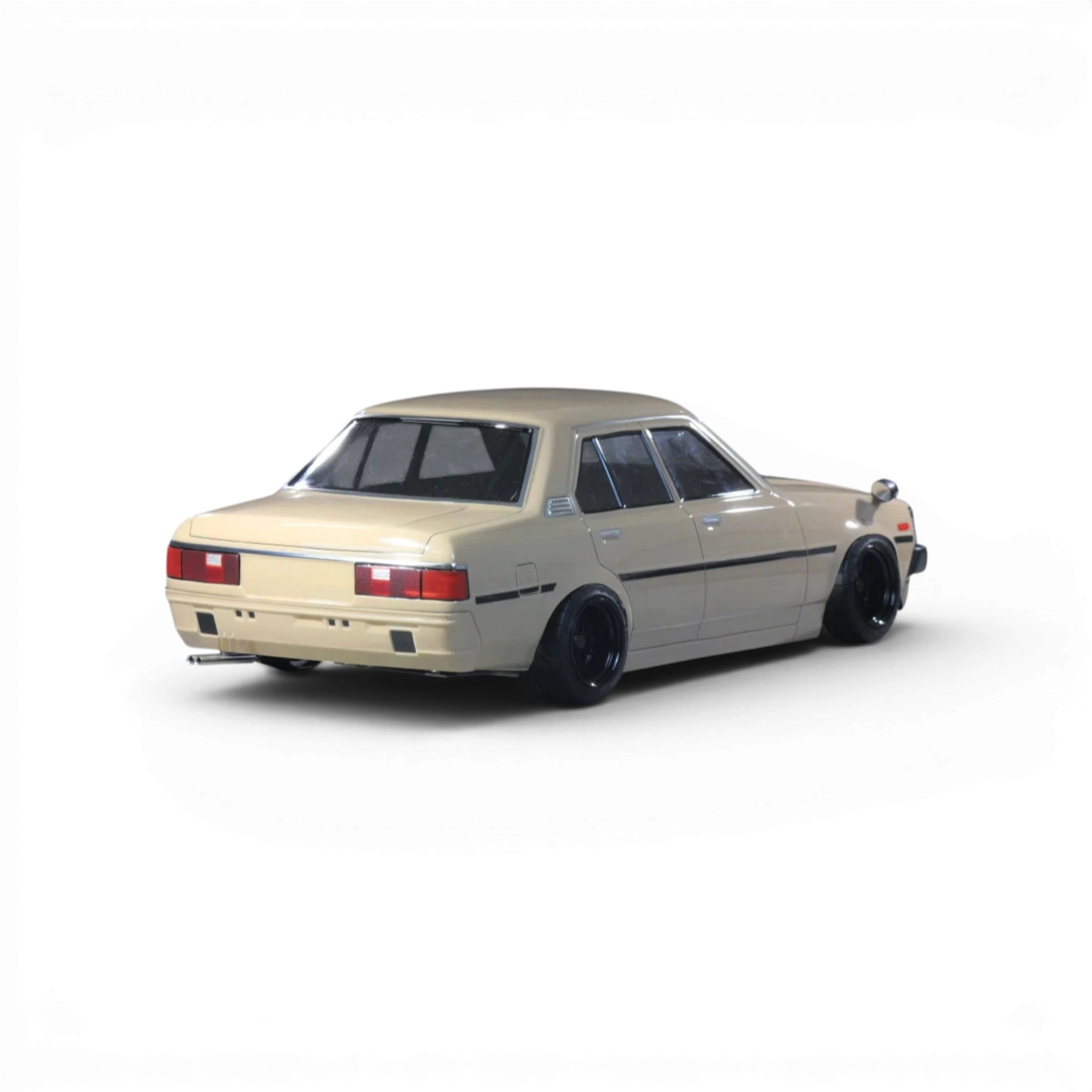 Carrosserie Pandora RC pour Toyota Corolla KE70, look détaillé et réaliste, en plastique durable, vue de face.