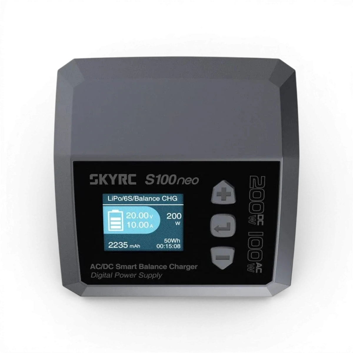 Chargeur S100neo SkyRc pour électronique, affichage numérique et ports de recharge multiples, en image.