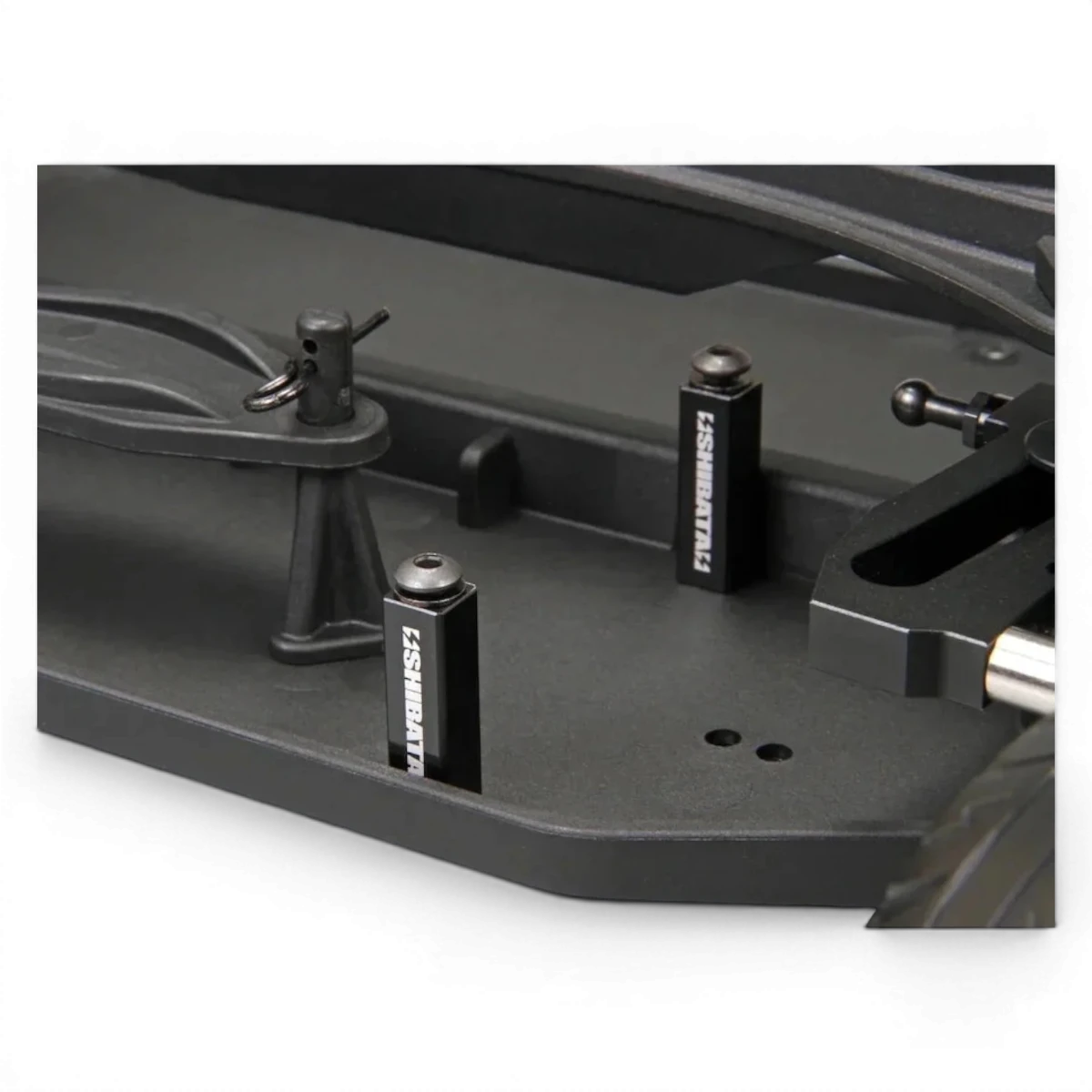 Châssis RC Drift GRK GS2 Modified de la marque SHIBATA, vue détaillée du châssis pour voiture télécommandée.