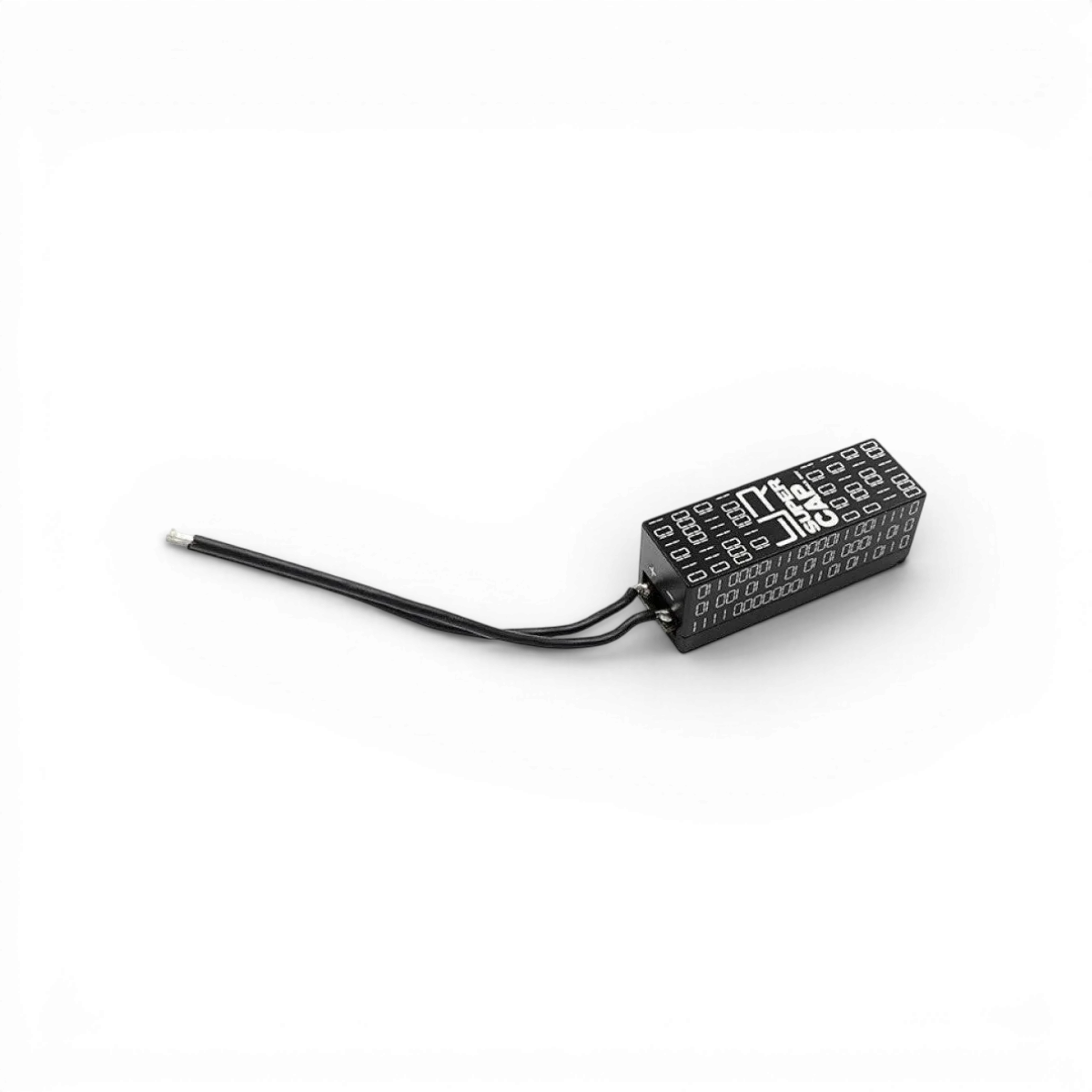 Condensateur super capacitor en aluminium 30V de la marque Yeah Racing, vue de face avec connexions visibles.