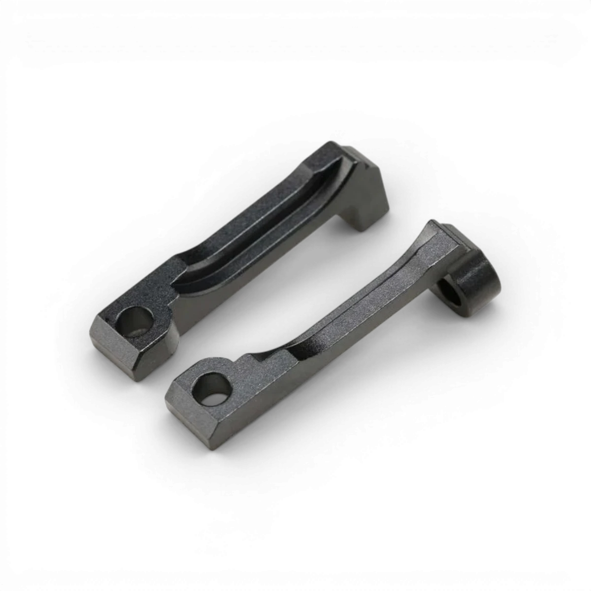 Couvercle de différentiel en aluminium de Team Yokomo, pièce détachée pour voiture RC, couleur argenté, design léger et durable.