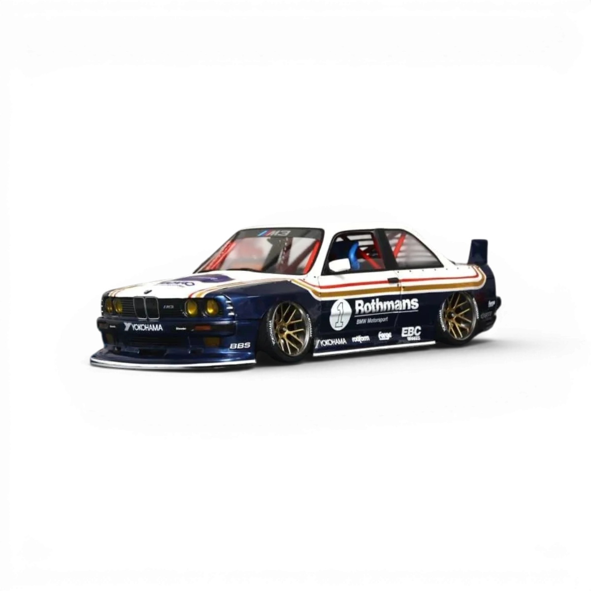 Kit de carrosserie E30 large pour voiture RC Aplastics RC, vue de face avec détails de la carrosserie large et noires
