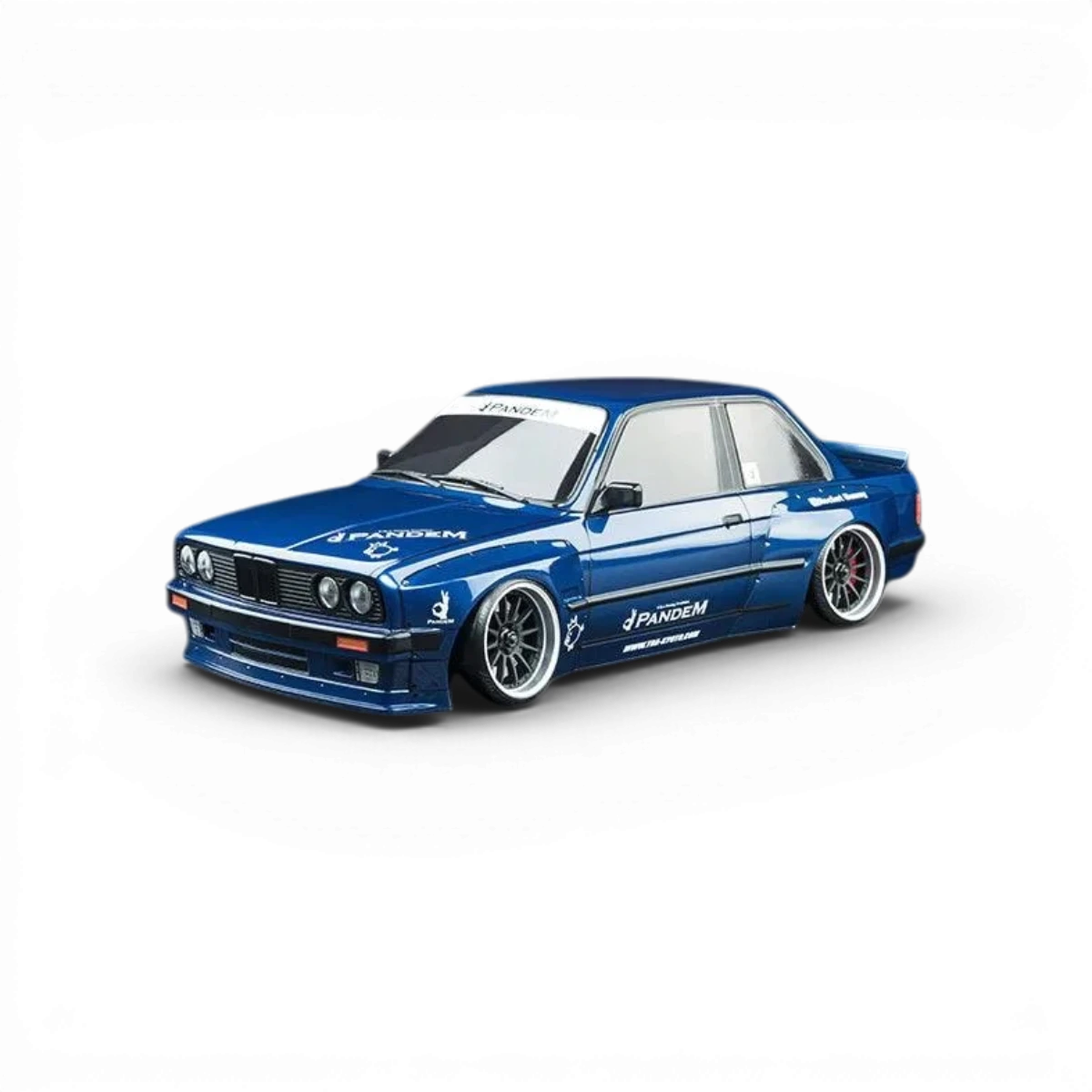 Carrosserie E30 RB de Max Speed Technology, finition détaillée pour voiture RC, vue de face avec motifs et logos.