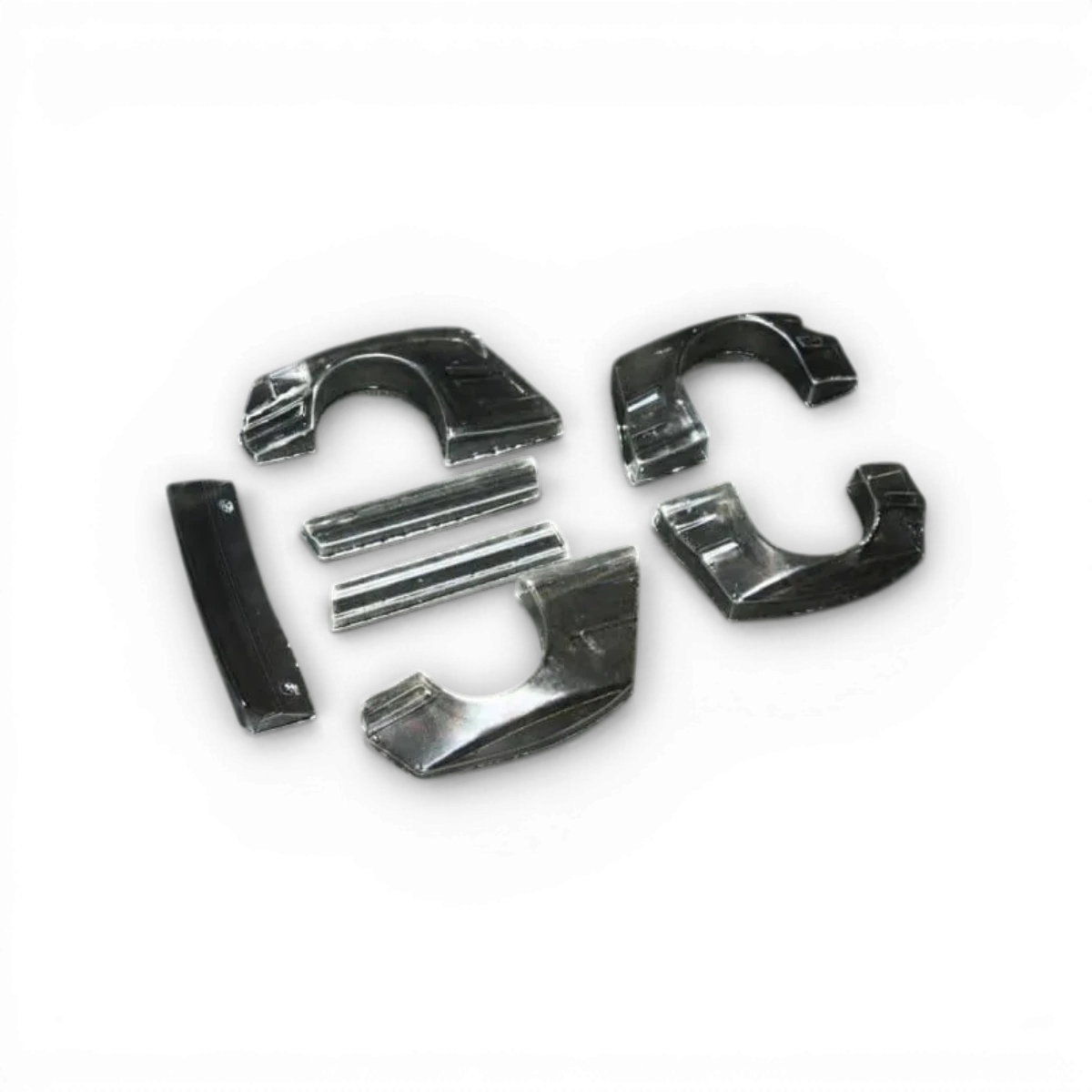Kit de carrosserie large E36 pour voiture RC Aplastics RC, vue détaillée du kit de carrosserie.