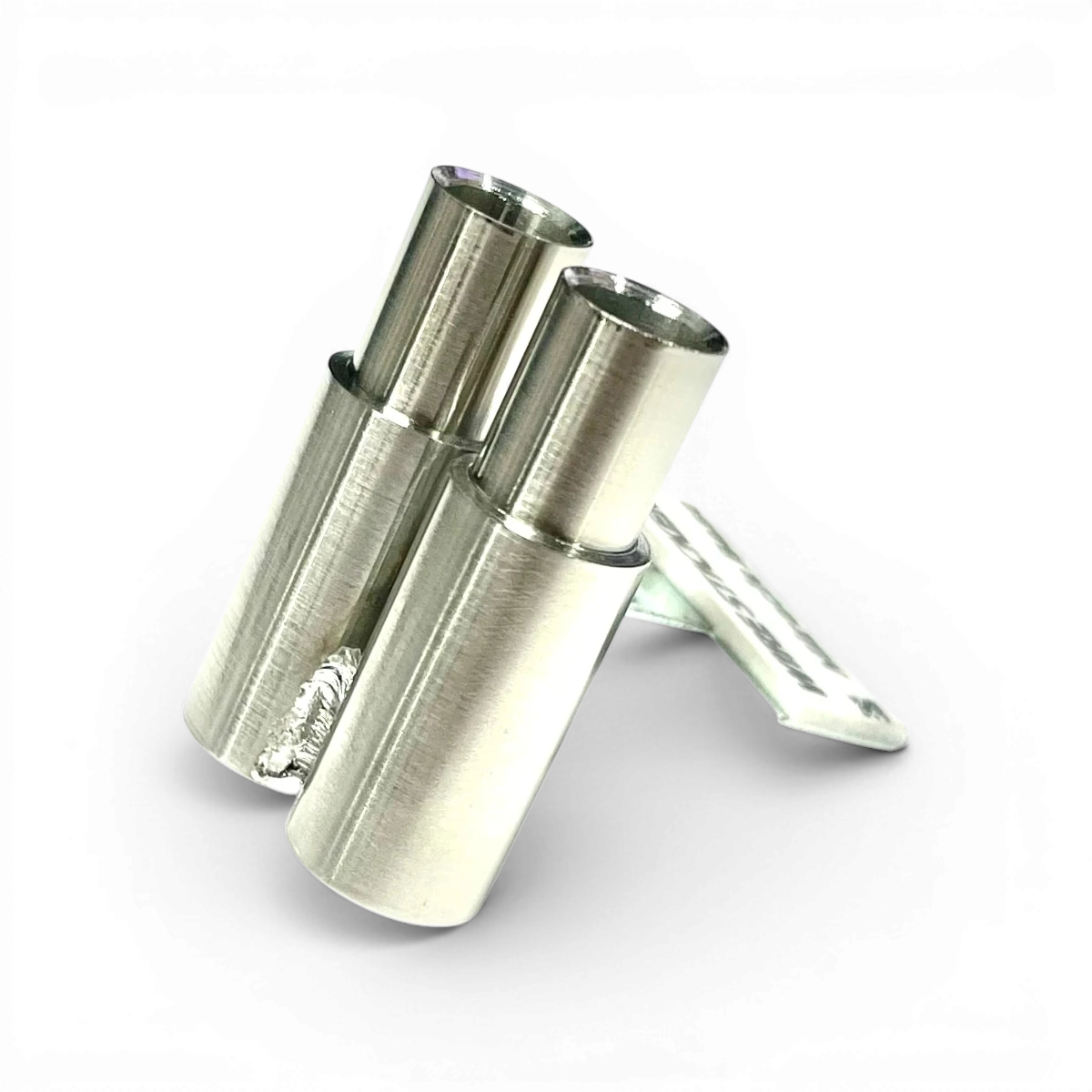 Échappement double de 8 mm pour customisation, marque ETO Works, affiché avec finition en acier inoxydable.