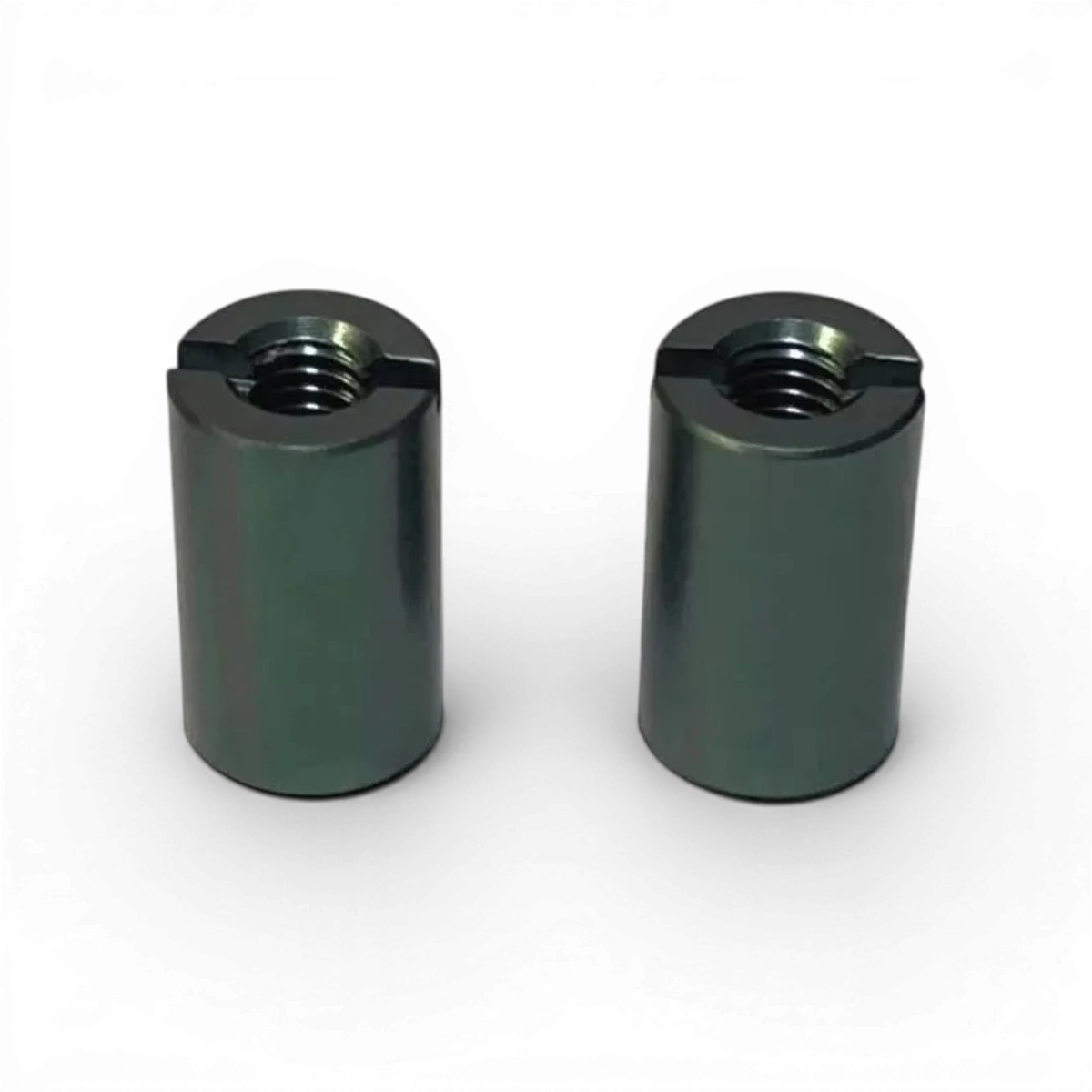 Extension filetée femelle de 12mm M3, pièce détachée de la marque Topline, pour assemblage mécanique.