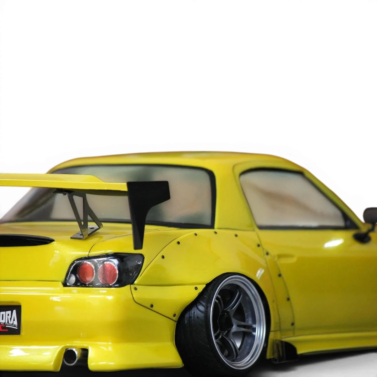 Carrosserie Honda S2000 BLS-Light de Pandora RC avec détails BN Sports, finition soignée et design élégant pour voiture RC.