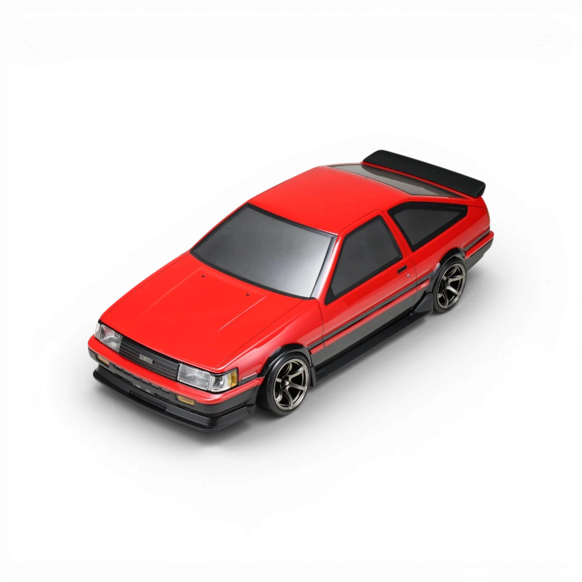 Kit aérodynamique pour Toyota Corolla AE86 Levin 3 portes, par Team Yokomo, voiture de course avec carrosserie sportive.