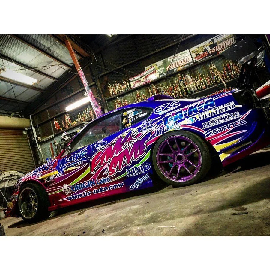 Kit décoration 2017 Naoki Nakamura pour Nissan S15, personnalisé par PS-Taka, avec détails colorés et motifs de customisation.