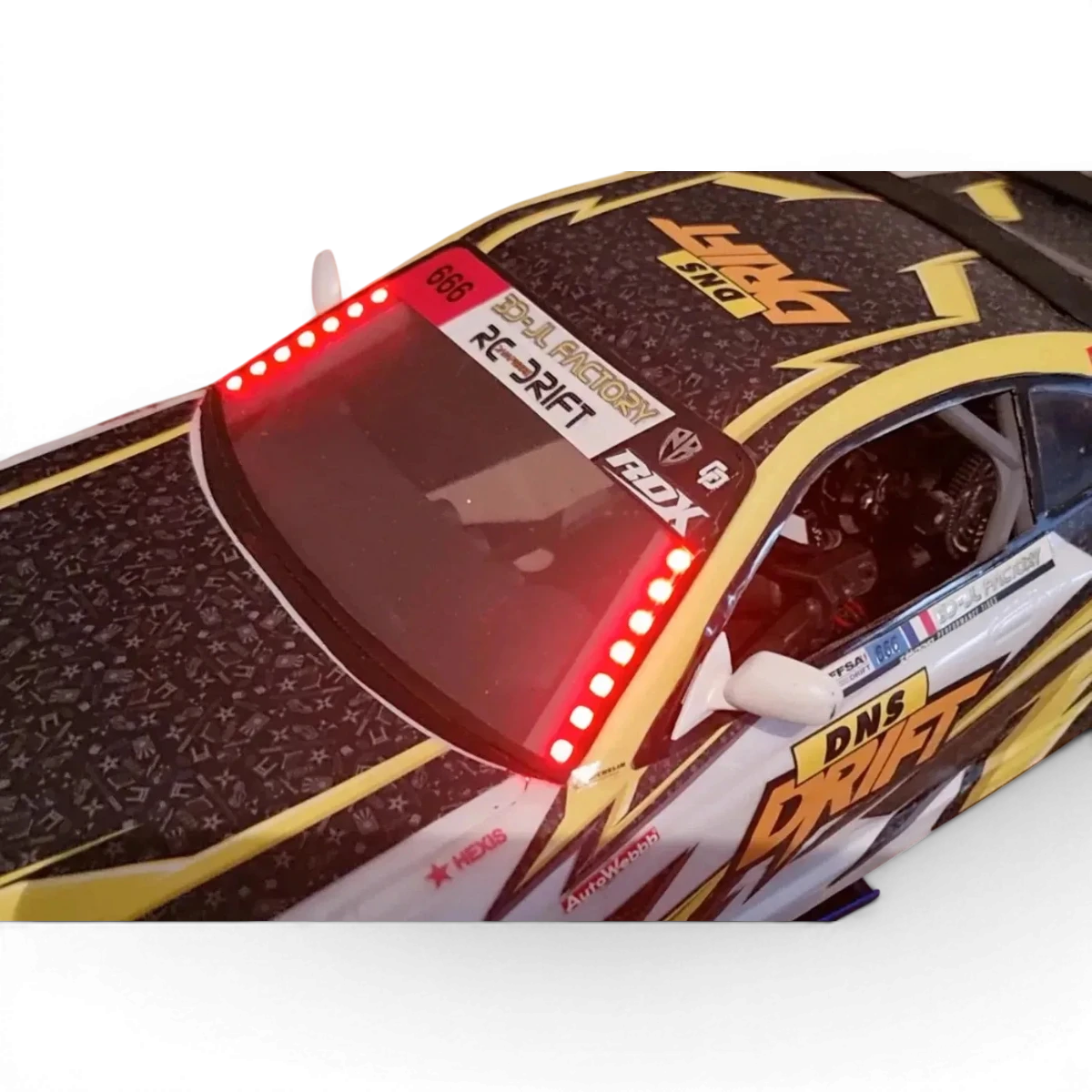 Kit LED FDL-RC Module Formula Drift Light RC V1 de DriftParadiZ avec lumières LED pour voiture RC, vue de l'ensemble du kit.