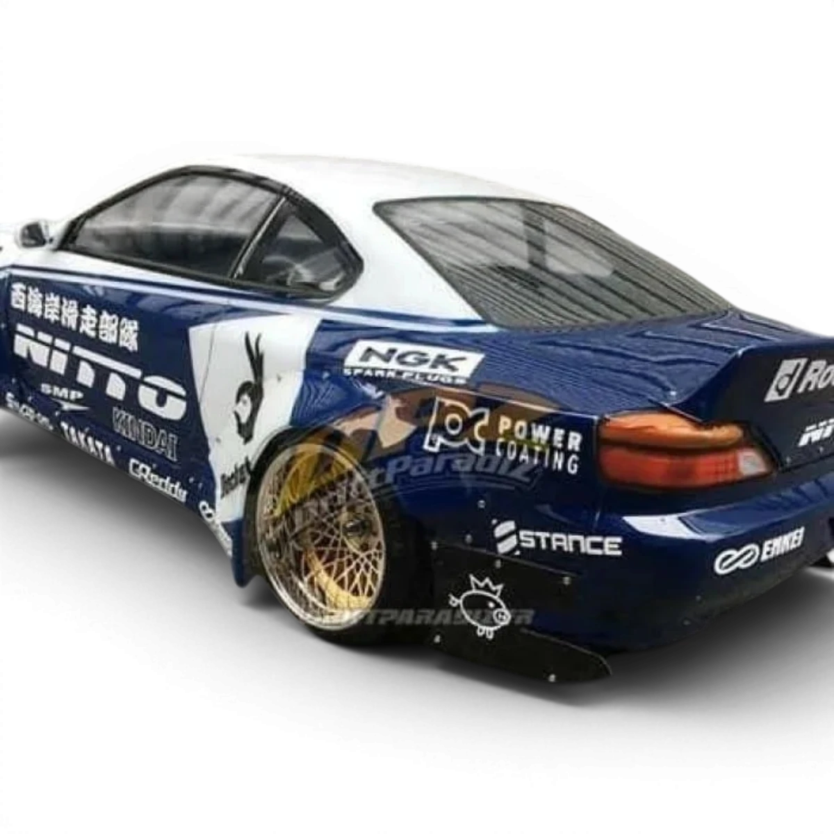 Kit carrosserie Rocket Bunny complet pour Nissan S15, conçu par Addiction RC Design, avec détails visibles du kit de carrosserie.