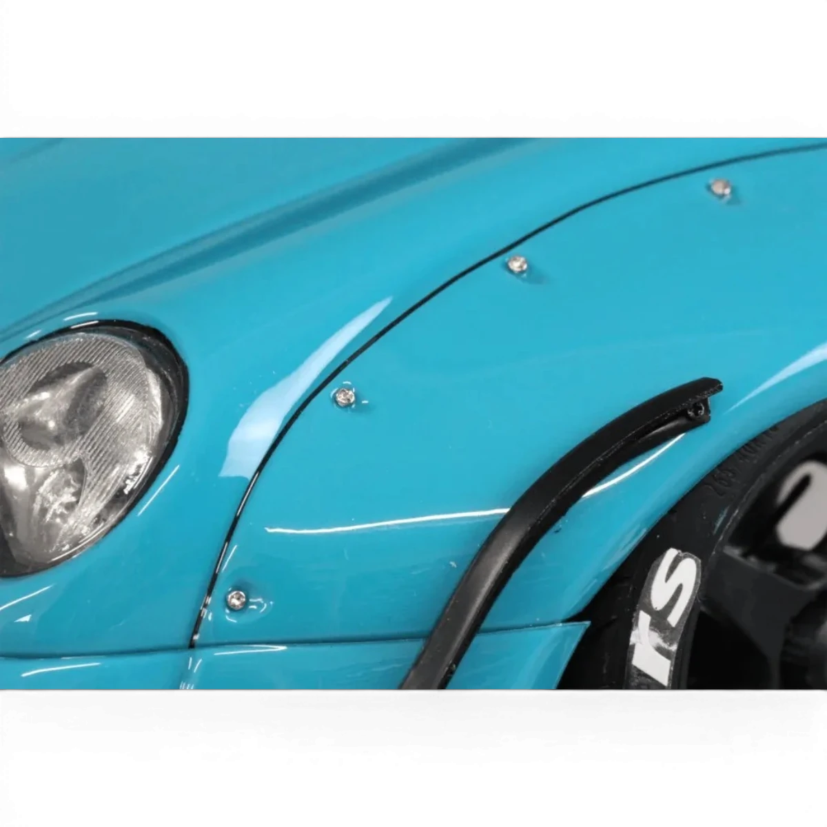 Vis de carrosserie universelle Pandora RC pour personnalisation de voiture télécommandée, en métal noir avec filetage.