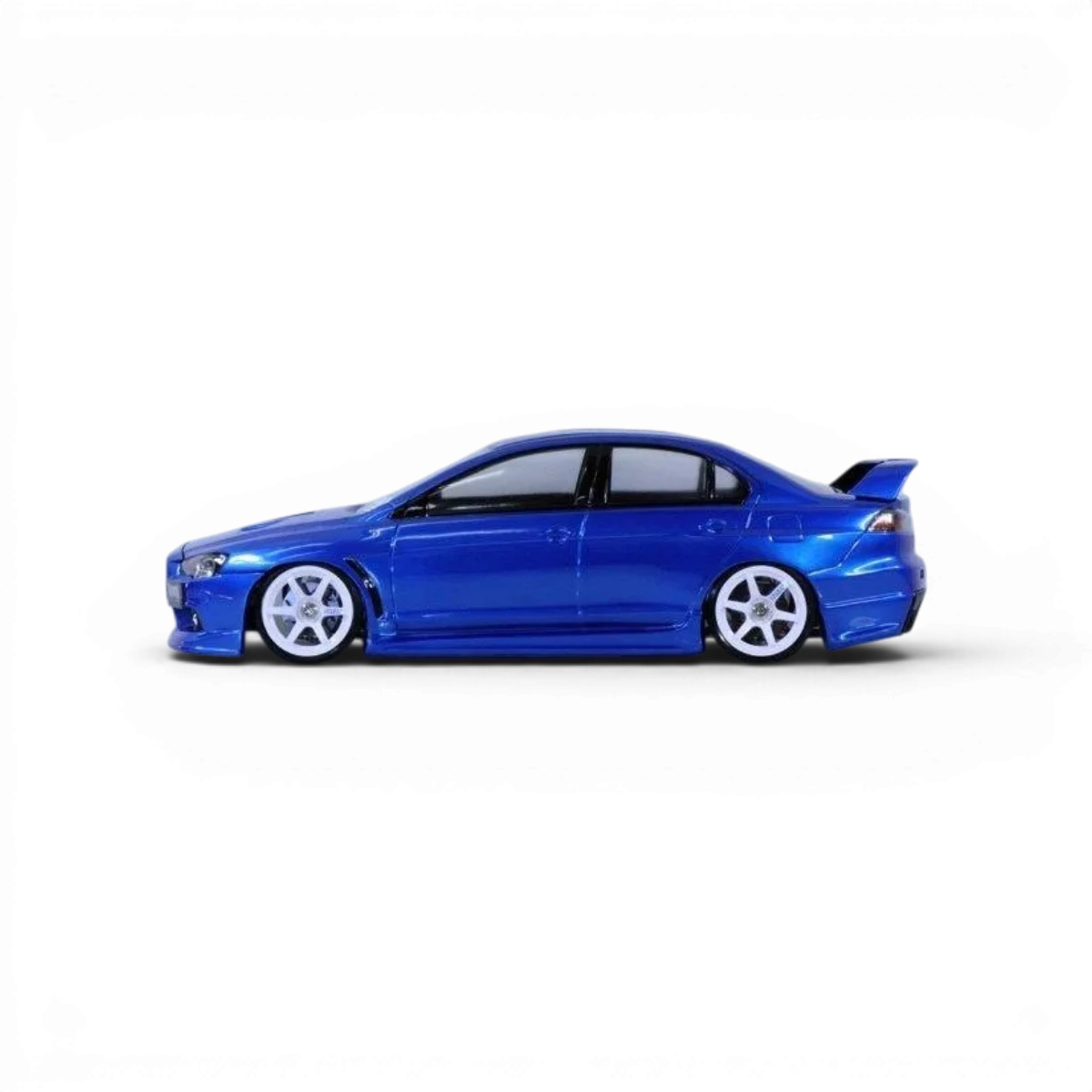 Carrosserie pour Mitsubishi Lancer Evo X Pandora RC, finition détaillée, vue de face avec logo et design précis