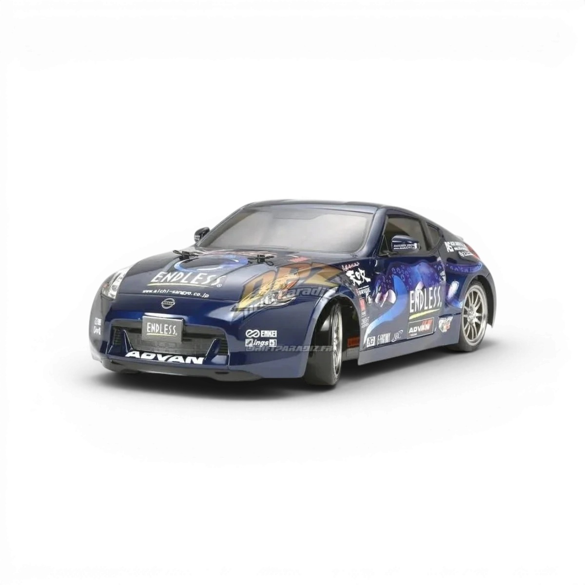 Modèle de carrosserie Nissan 370Z Endless de Tamiya, détails précis et design réaliste pour voiture miniature RC.