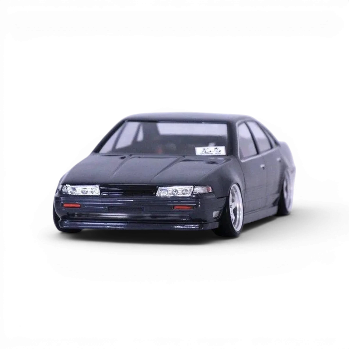 Modèle de carrosserie Nissan Cefiro A31 AUTECH de Pandora RC, vue détaillée de la carrosserie pour voiture télécommandée.