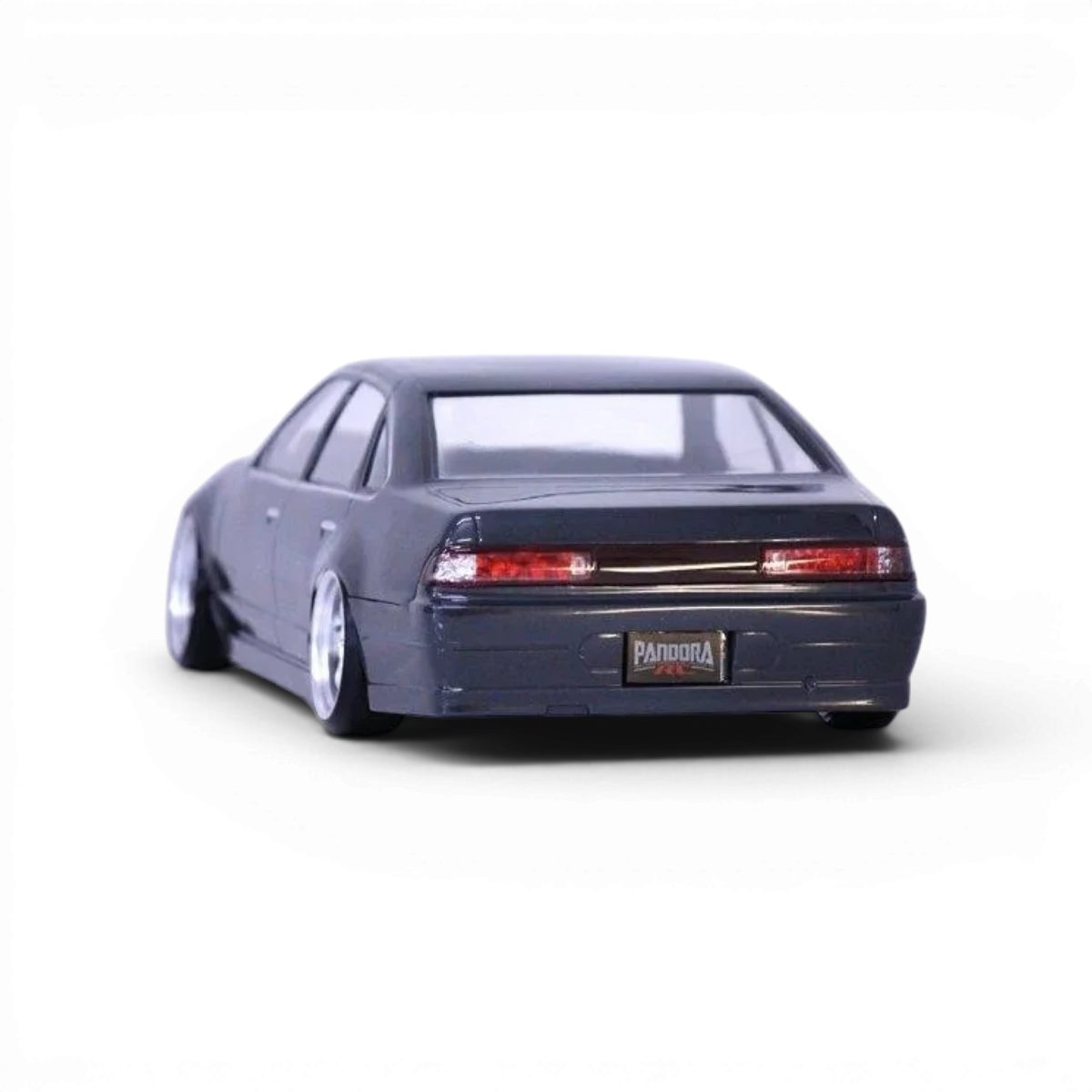 Carrosserie Nissan Cefiro A31 AUTECH de Pandora RC, modèle détaillé pour voiture télécommandée.