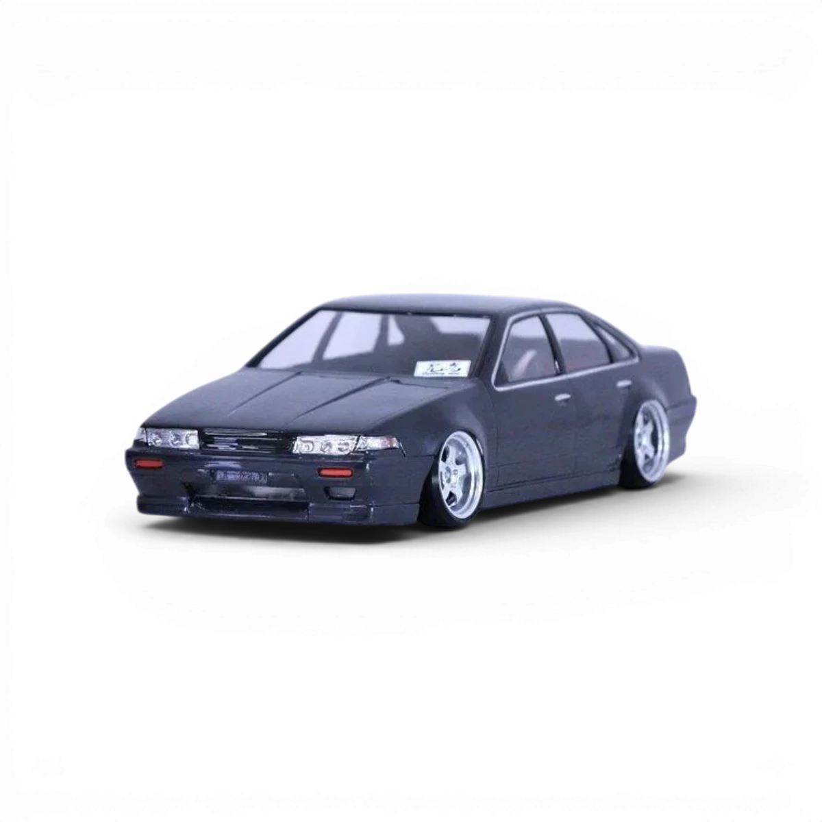 Modèle de carrosserie Nissan Cefiro A31 AUTECH de Pandora RC, vue détaillée de la carrosserie pour voiture télécommandée.