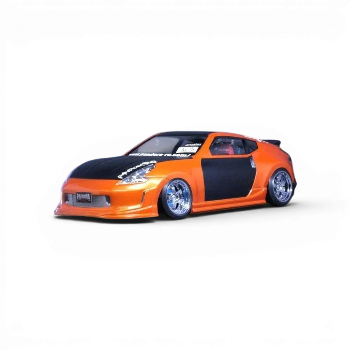 Modèle de carrosserie Nissan Fairlady Z (Z34) Pandora RC, carrosserie détaillée pour voiture RC, vue de face sur fond blanc.