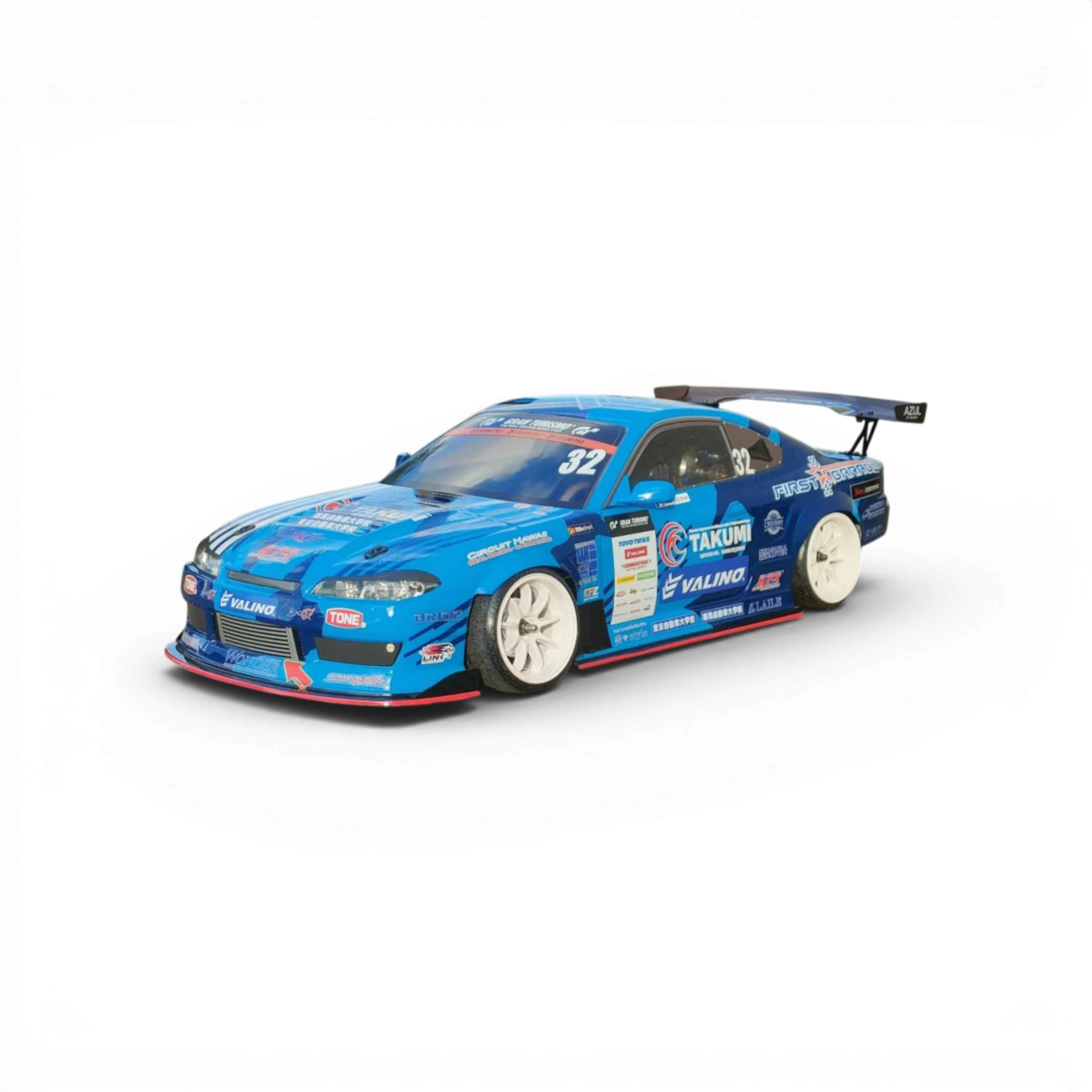 Carrosserie Nissan Mercury Sayaka Special S15 de Team Yokomo, modèle pour voiture RC, vue de face avec détails du corps en plastique.