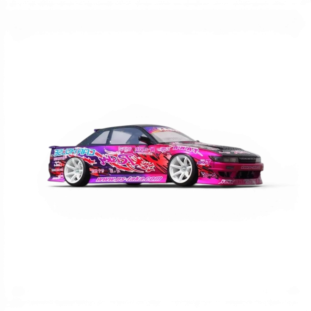 Voiture NISSAN S13 Silvia D-MAX Fujio édition limitée, carrosserie de modélisme de la marque Addiction RC Design.
