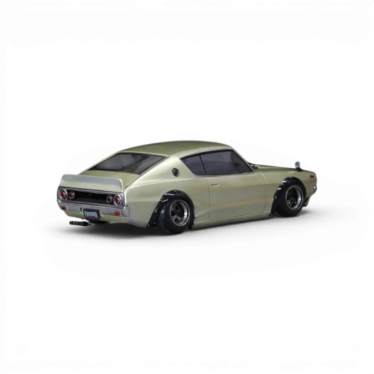 Carrosserie de voiture Nissan Skyline 2000GT-R (KPGC110) Custom de Pandora RC, détail précis et finition réaliste.