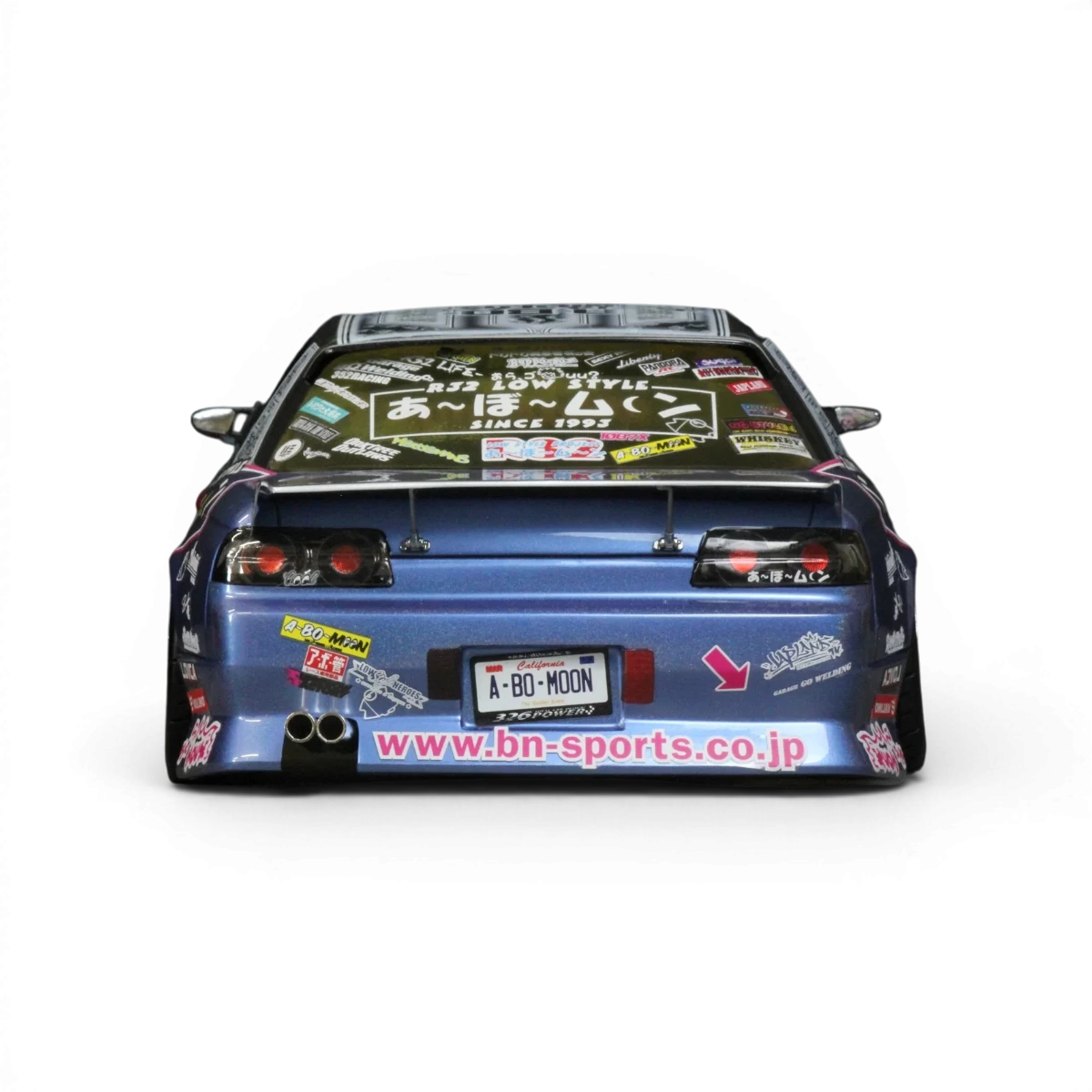Carrosserie Nissan Skyline HCR32 4 portes BN Sports de Pandora RC, vue détaillée de la carrosserie pour voiture RC.