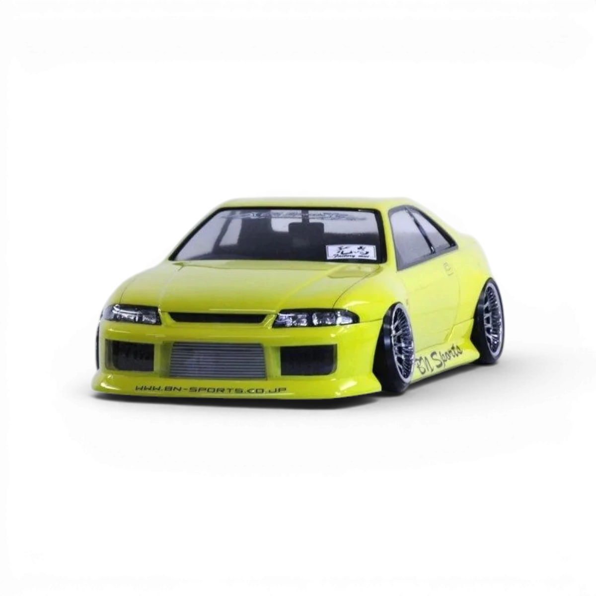 Carrosserie Nissan Skyline R33 BN Sports pour voiture télécommandée Pandora RC, finition détaillée et réaliste.