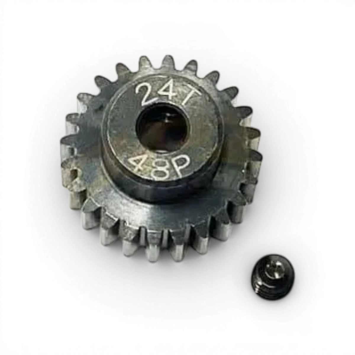 Pignon moteur en acier trempé de 24 dents 48dp, pièce détachée Topline, visible avec dents et finition métallique.