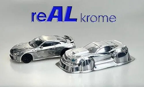 Chaussures reAL Krome de Show UP, sneakers noires avec détails en blanc, vue de profil sur fond blanc.