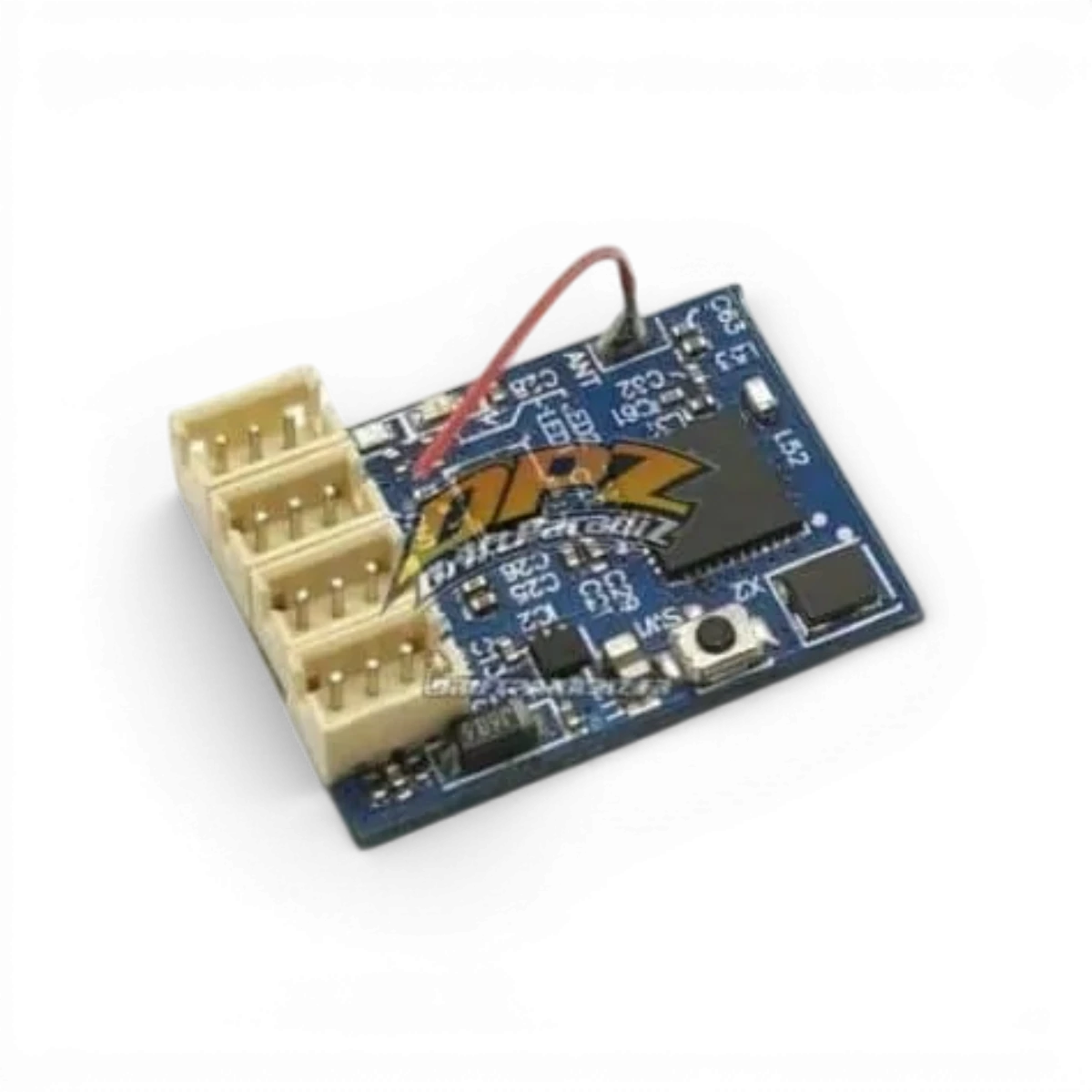 Récepteur électronique compatible Sanwa FHSS micro 4 canaux de la marque Atomic RC Mini, blanc et compact.