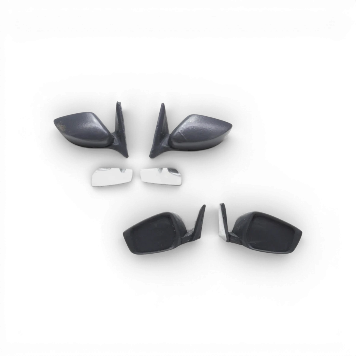 Rétroviseurs style 13 pour customisation, marque Src Sideways RC, montrant des rétroviseurs latéraux pour véhicule RC.