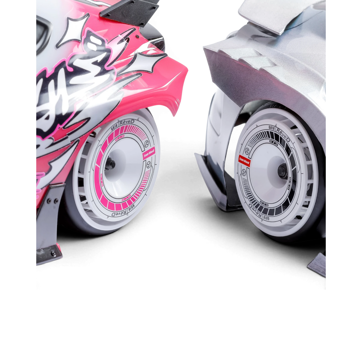 Autocollants pour jantes RW-GA18 de Team Reve D, design coloré et élégant pour personnaliser les roues de véhicule.