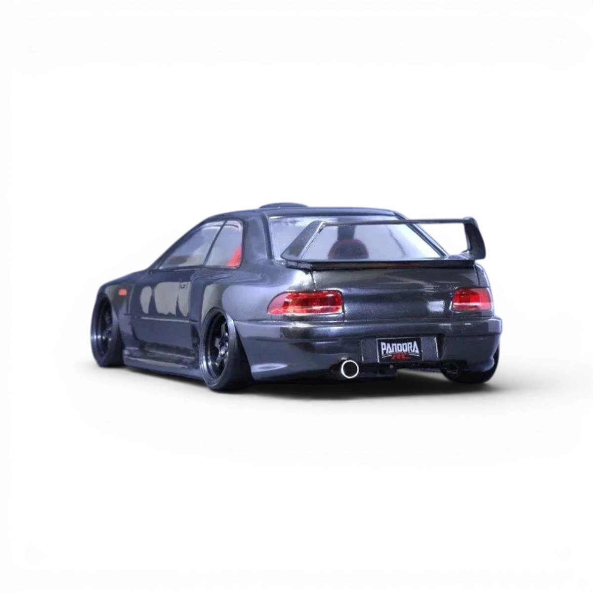 Carrosserie Subaru Impreza 22B-STI Pandora RC, modèle réduit de voiture de course, avec détails précis et peinture rouge.