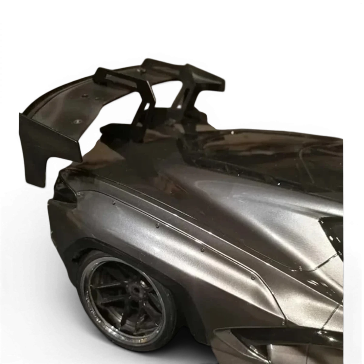 Support d’aileron en aluminium de Metal Garage, pièce de customisation pour fixation d’aileron ou wing stay.