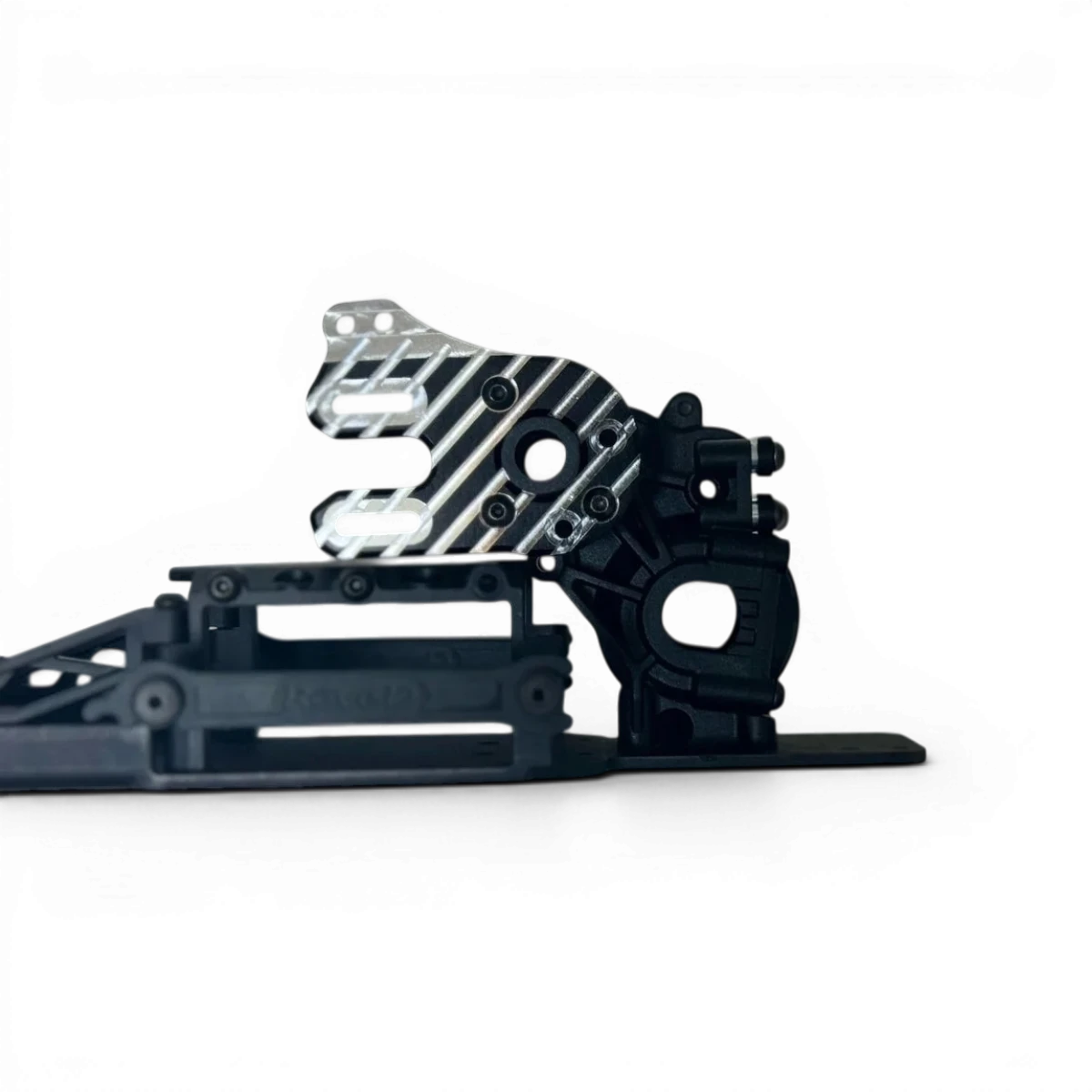 Support moteur en aluminium RDX pour moteur 540, conçu par Addiction RC Design, visible avec fixation solide et finition résistante.