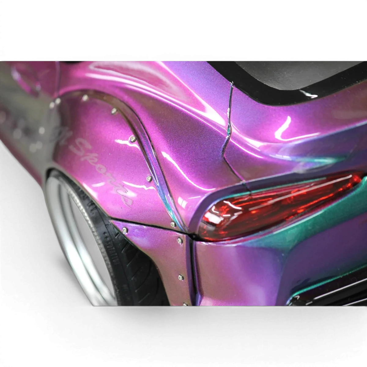 Carrosserie Toyota GR Supra A90 BLS de Pandora RC, modèle BN-Sports, avec détails réalistes et finition précise.