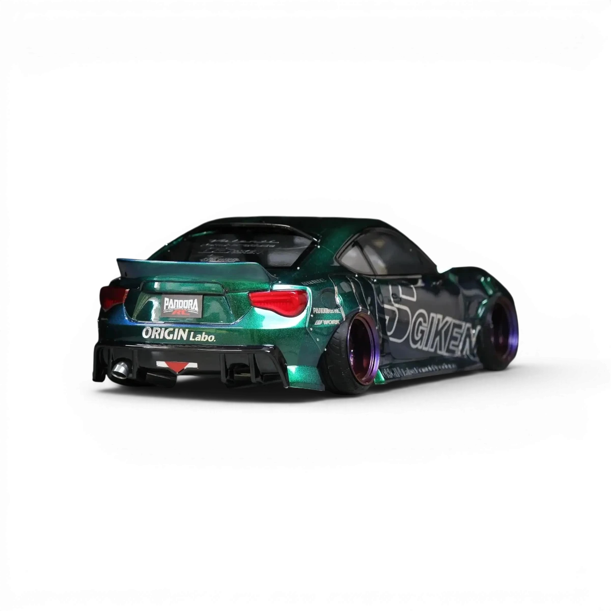 Voiture Toyota GT86 ZN6 Drift Line de Pandora RC, carrosserie en plastique pour modèle réduit, détails de la carrosserie.