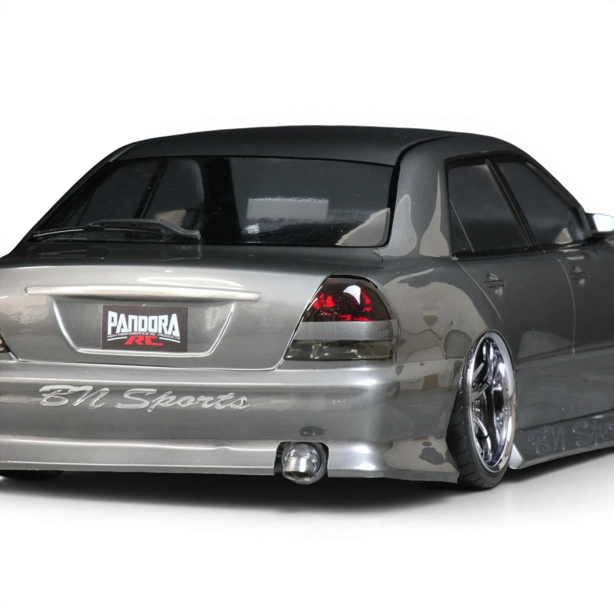 Carrosserie pour Toyota Mark 2 JZX110 BN-Sports, modèle Pandora RC, vue de face avec détails de la carrosserie.