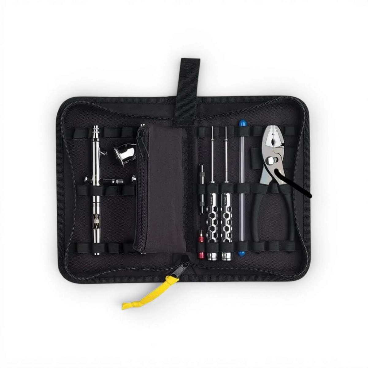 Trousse à outils de maintenance pour aérographes CL 500 Iwata, comprenant clés, pinceaux et accessoires essentiels.