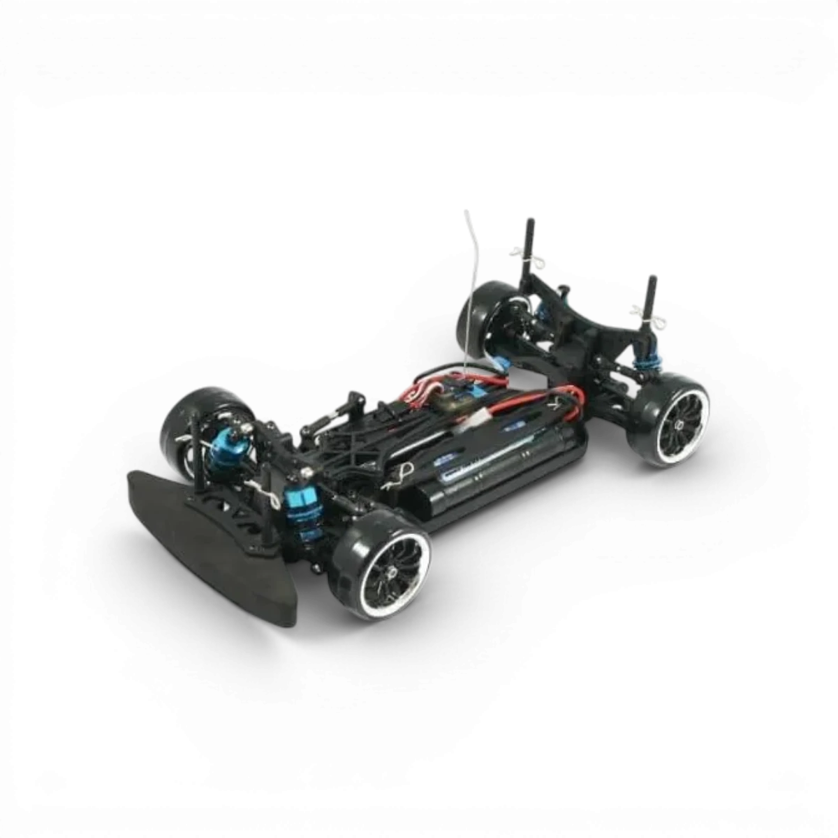 Voiture Banzai FTX 1/10 drift 4x4 rouge, modèle télécommandé pour course automobile, vue de face sur fond blanc.