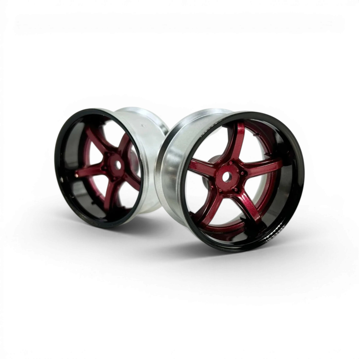 Roues Work Emotion T5R Offset 6 en rouge candy et noir, vue en gros plan, avec détails de la finition et du design.