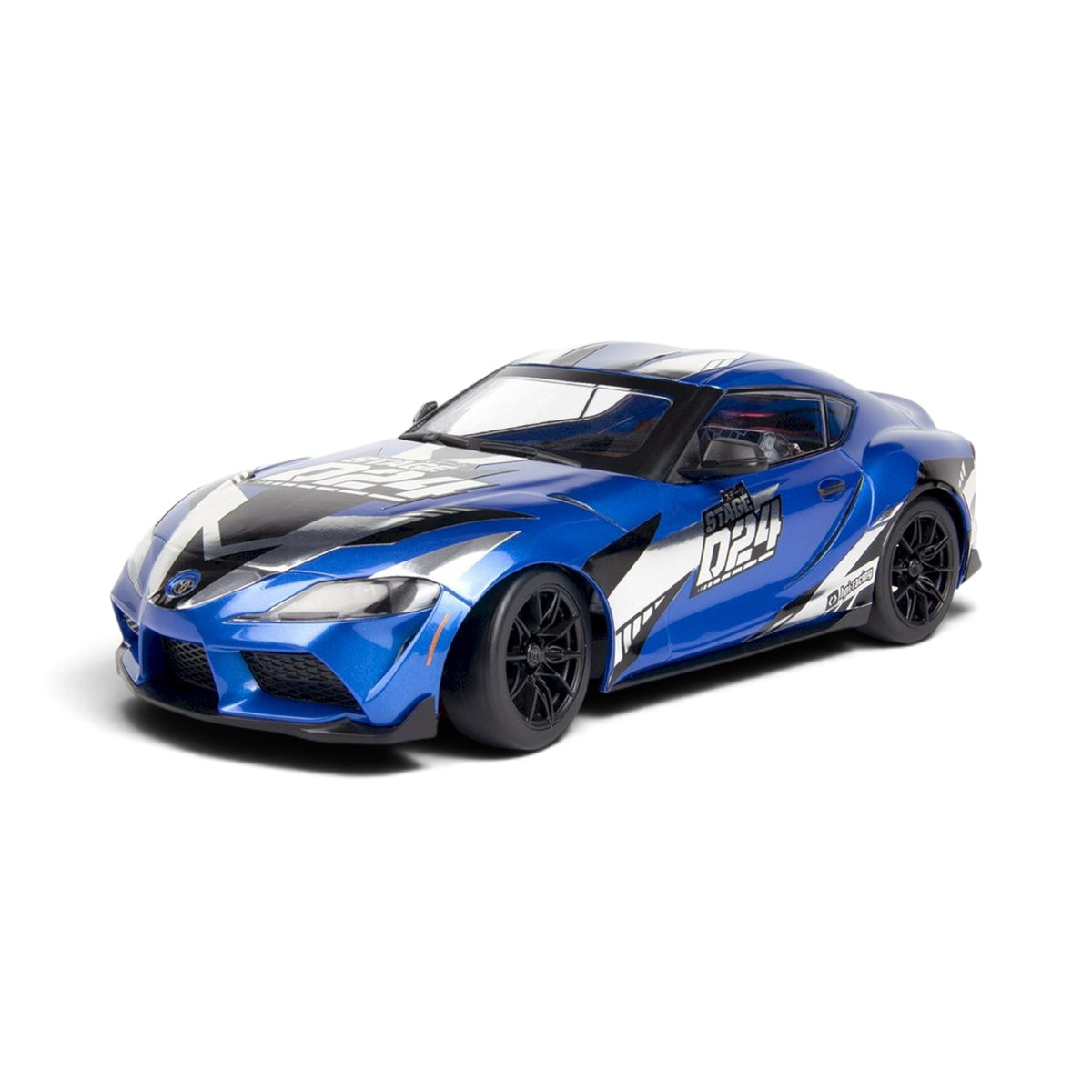 Voiture RC drift HPI Toyota GR Supra 2024 Metallic Dawn Blue, modèle réduit RTR, vue de côté.
