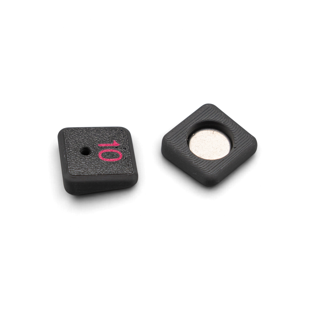 Support pour aimants de 12mm KaizenRC, vue de côté montrant le montage sur le corps du support.