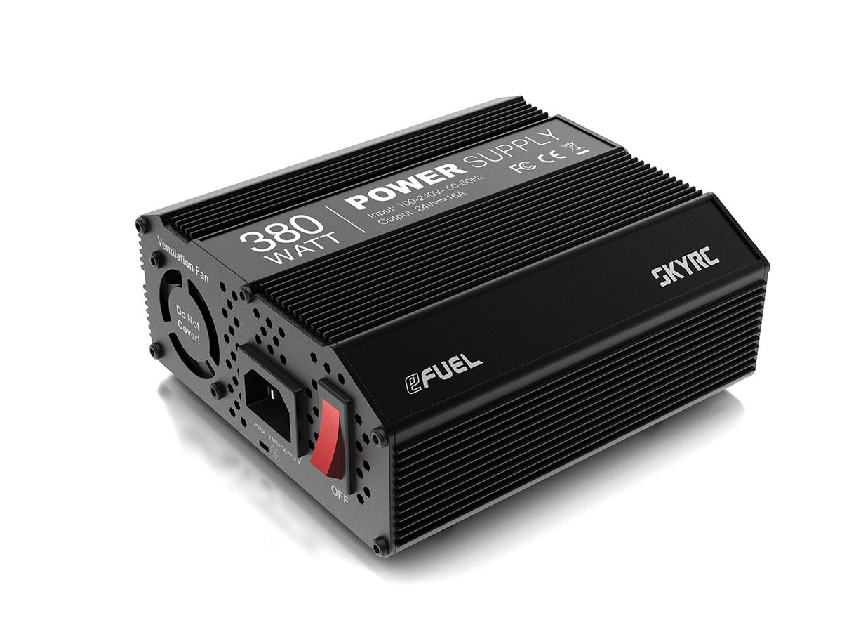Alimentation compacte SkyRc 380W 16A pour électronique, vue de l'appareil avec connecteurs et boutons.
