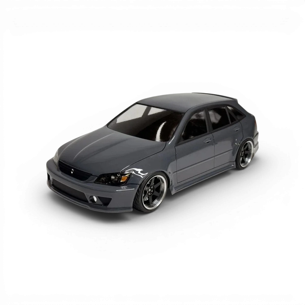 Carrosserie Altezza Gita Wagon Aplastics RC, finition détaillée, vue de face avec motifs et couleurs réalistes.