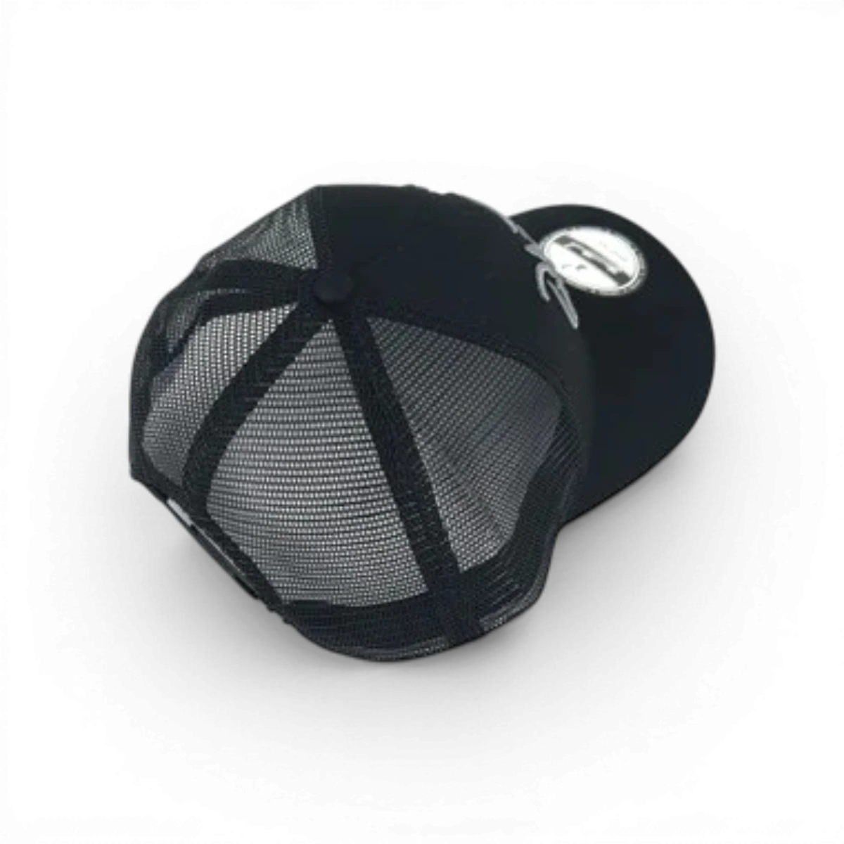 Casquette noire OVERDOSE x B-STYLE BuzzBreak, accessoire de mode avec logo brodé, vue de face sur fond neutre.