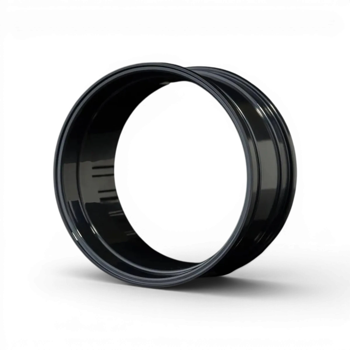 Cercles jantes réglables noirs pour roues, marque Max Speed Technology, montage précis et design robuste.