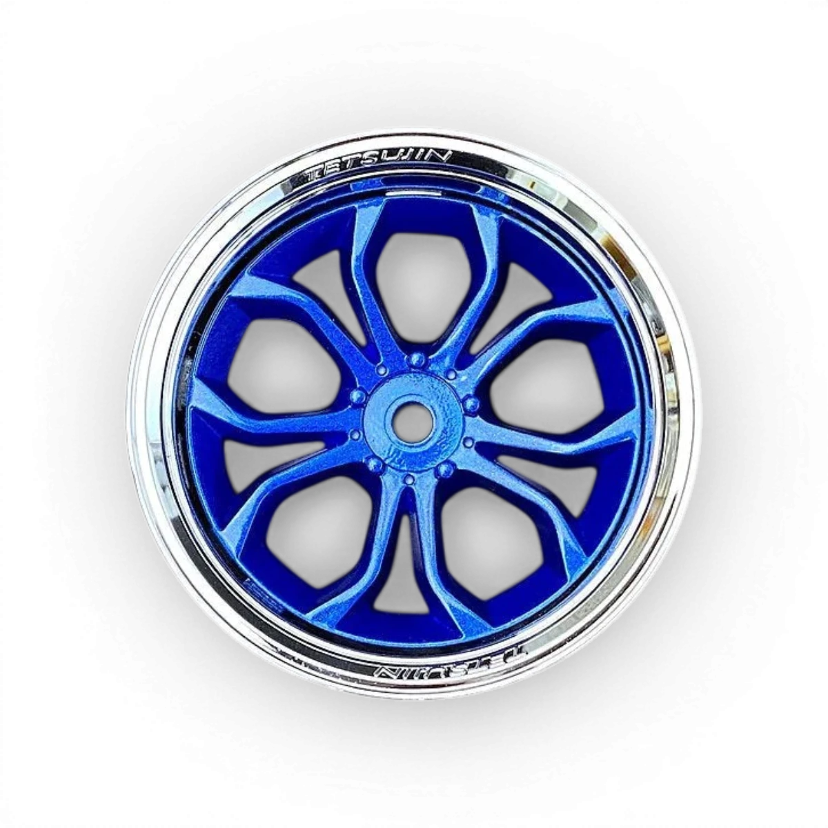 Ensemble de roues Deep Spyder Bleu en métal et chrome de la marque Tetsujin, avec détails brillants et design sportif.
