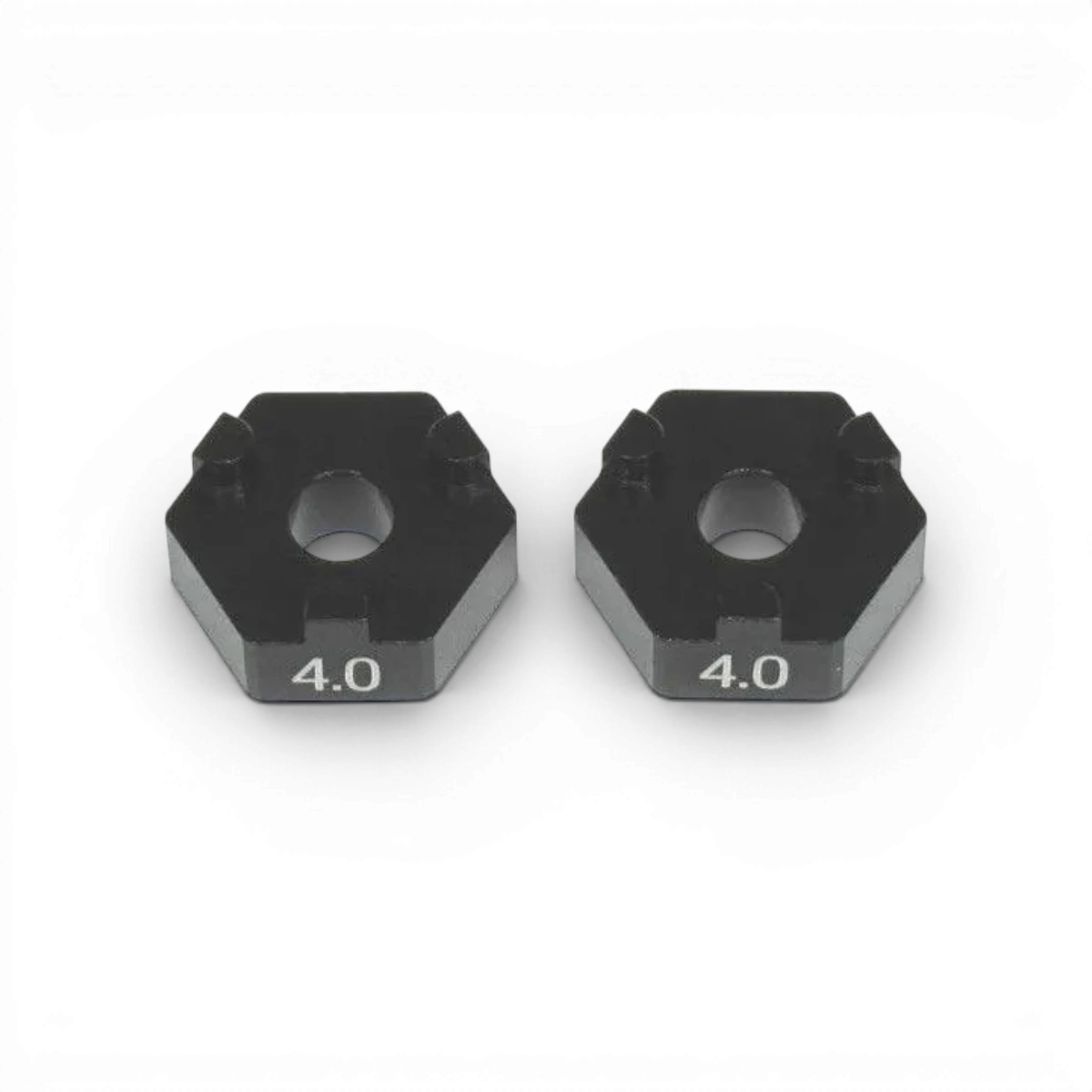 Extensions en aluminium de 4 mm pour axe ou disques, pièce détachée de marque Team Reve D, visible avec finition métallique.